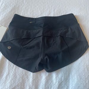 Lululemon Speed Up LR Short 2.5” Lined size 0